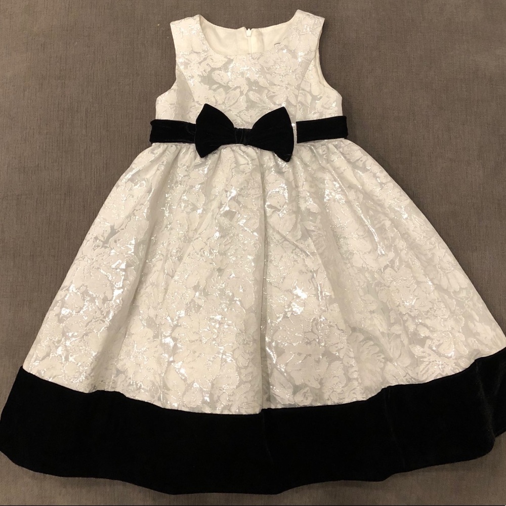 Dorissa girl dress
